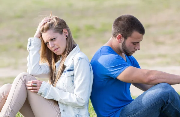 Bruidspaar met problemen — Stockfoto