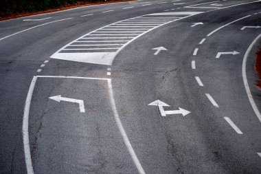 karayolu ile çevirmek yön lane işaretleri