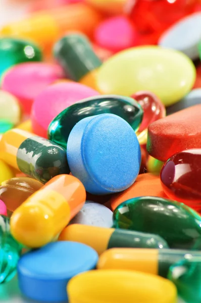 diyet ek kapsül ve uyuşturucu hap kompozisyonu