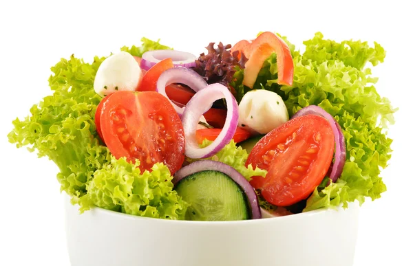白で隔離される野菜のサラダ ボウル — ストック写真