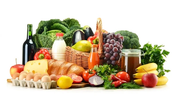 Produtos de mercearia, incluindo legumes, frutas, laticínios e bebidas — Fotografia de Stock