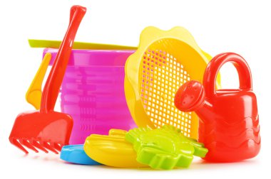 sandpit ve bir plajda çalıştırmak için plastik çocuk oyuncakları