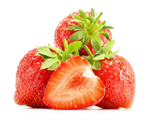 Komposition mit frischen Erdbeeren isoliert auf weiß — Stockfoto