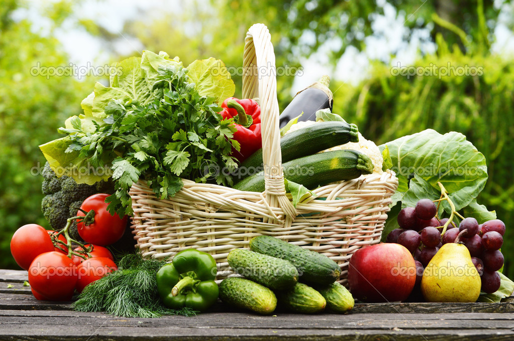 Огород урожай. Урожай овощей. Урожай овощей и фруктов. Чистый урожай. Органическое сельское хозяйство.