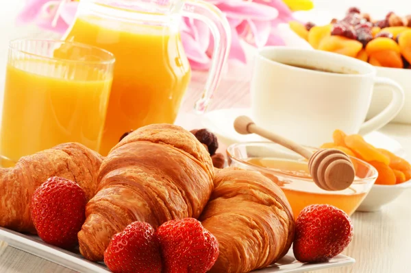 Breakfast with croissants cup of coffee and fruits — Stock Photo, Image