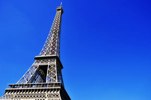 De Eiffeltoren in Parijs, Frankrijk — Stockfoto