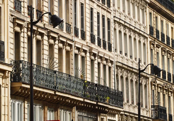 Arquitetura parisiense histórica original — Fotografia de Stock