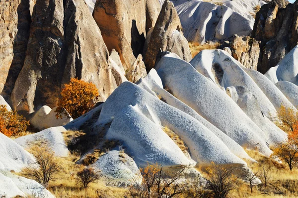 Rotsen van Cappadocië in Centraal-Anatolië, Turkije — Stockfoto