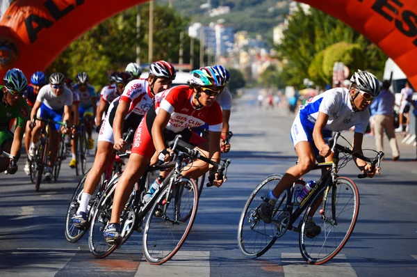 Väg cykel racing i alanya, Turkiet — Stockfoto