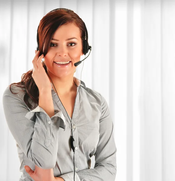 Operadora del centro de llamadas. Atención al cliente. Servicio de ayuda . — Foto de Stock