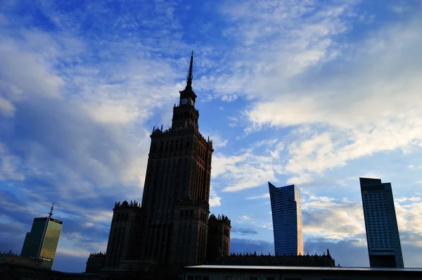 Палац культури і науки у Варшаві (Польща). — стокове фото