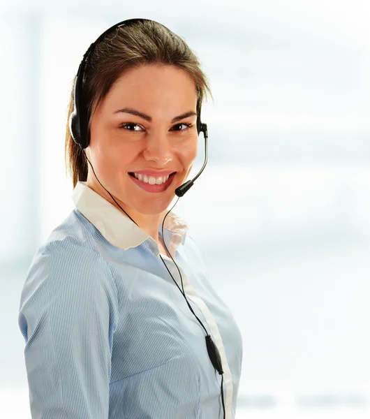 Operadora del centro de llamadas. Atención al cliente. Servicio de asistencia . — Foto de Stock