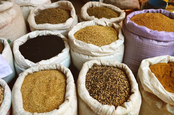 Grain food and spices in Arabic store — Stock Photo, Image