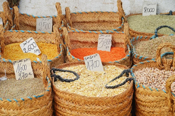Ziarno żywności i przyprawy w sklepie arabski — Zdjęcie stockowe
