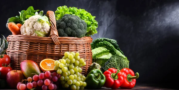 Composición Con Una Variedad Verduras Frutas Orgánicas — Foto de Stock