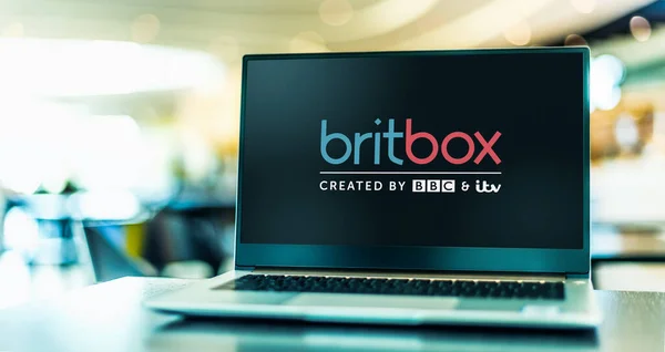 Poznan Pol Mei 2021 Laptopcomputer Met Logo Van Britbox Een — Stockfoto