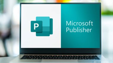 POZNAN, POL - JUL 3, 2021: Microsoft tarafından geliştirilen Office aile yazılımı ve hizmetlerinin bir parçası olan Microsoft Publisher masaüstü yayıncılık uygulamasının logosu