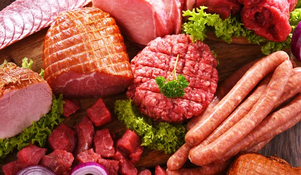 Composizione Con Prodotti Base Carne Assortiti — Foto Stock