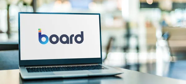 Poznan Pol November 2020 Laptop Mit Logo Von Board International — Stockfoto