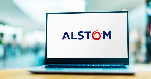 Poznan Pol Mayıs 2021 Alstom Logosunu Gösteren Dizüstü Bilgisayar Dünya — Stok fotoğraf