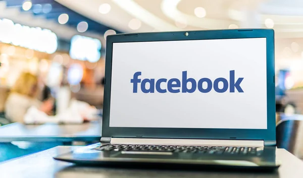 Poznan Pol Apr 2020 Laptop Computer Displaying Logo Facebook American — Stock Photo, Image