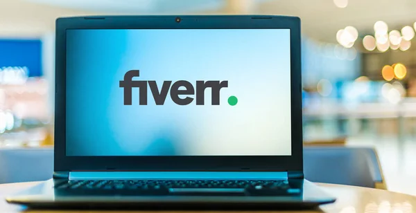 Poznan Pol Jan 2021 Laptop Mit Logo Von Fiverr Einem — Stockfoto