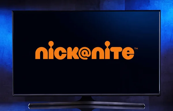 Poznan Pol Mar 2022 在Nite展示Nick标志的平板电视 这是一个美国夜间节目块 通过Nickelodeon频道播放 — 图库照片