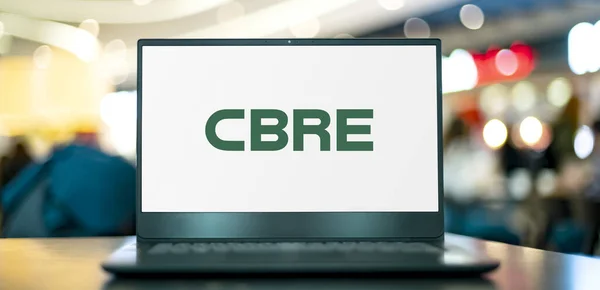 Poznan Pol Feb 2022 Laptopcomputer Met Logo Van Cbre Group — Stockfoto