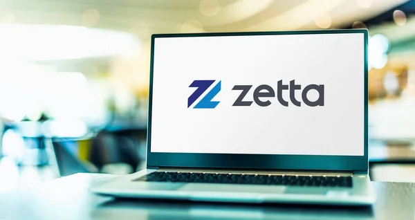 Poznan Pol May 2021 Laptop Computer Displaying Logo Zetta Company — 스톡 사진