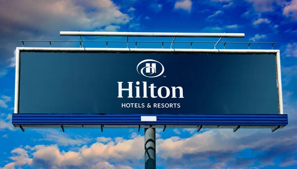 Poznan Pol May 2022 Advertisement Billboard Displaying Logo Hilton Hotels — Stok fotoğraf