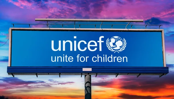 Poznan Pol May 2022 Advertisement Billboard Displaying Logo Unicef United — стоковое фото