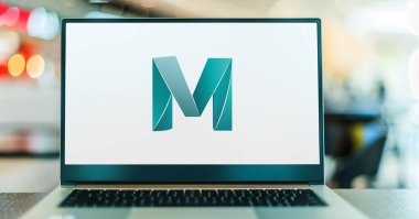 POZNAN, POL - APR 7, 2022: Autodesk Maya 'nın logosunu gösteren dizüstü bilgisayar, Alias Systems Corporation tarafından geliştirilen bir 3D grafik uygulaması