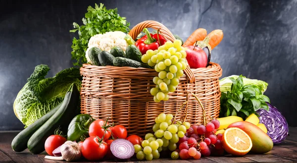 Composición Con Una Variedad Verduras Frutas Orgánicas —  Fotos de Stock