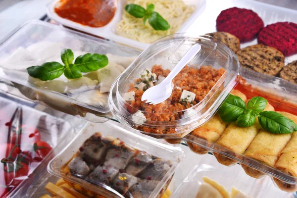 Una Varietà Prodotti Alimentari Preconfezionati Scatole Plastica — Foto Stock