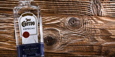 POZNAN, POL - 13 APR 2022: Dünyadaki en çok satan tekila markası olan Jose Cuervo 'nun dünya çapında% 35.1' lik pazar payı