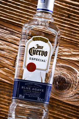 POZNAN, POL - 13 APR 2022: Dünyadaki en çok satan tekila markası olan Jose Cuervo 'nun dünya çapında% 35.1' lik pazar payı