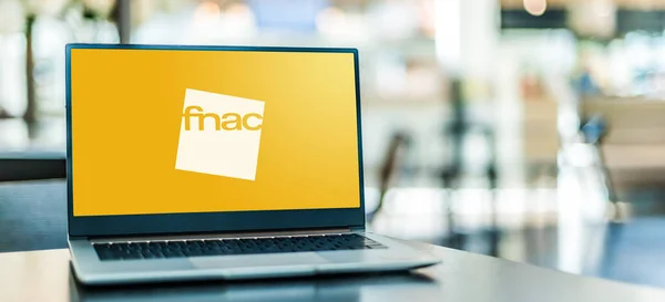 Poznan Pol Nov 2020 Комп Ютер Laptop Демонструє Логотип Fnac — стокове фото