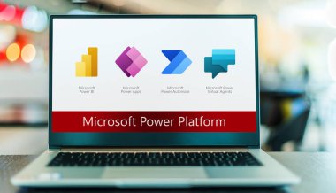 POZNAN, POL - 24 Mayıs 2022: Microsoft Power Platform aile ürünlerinin simgelerini gösteren dizüstü bilgisayar