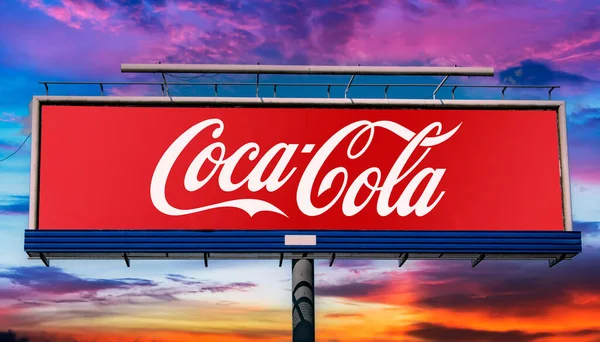 Poznan Pol May 2022 Advertisement Billboard Displaying Logo Coca Cola — Stockfoto