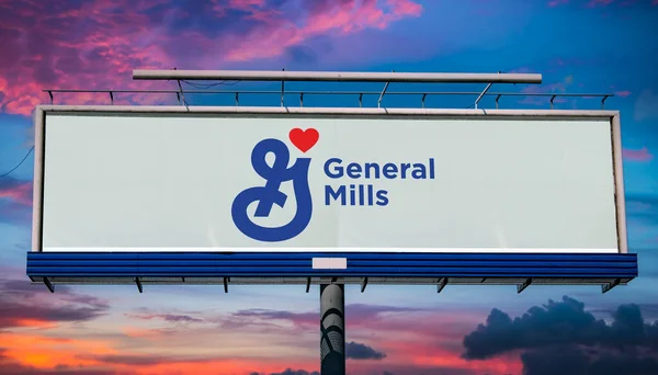 Poznan Pol May 2022 Advertisement Billboard Displaying Logo General Mills — Stock Photo, Image