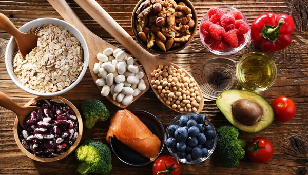 Cholesterol lowering food products. Diet increasing levels of high-density lipoprotein.