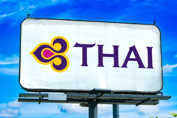 Poznan Pol Jun 2022 Advertisement Billboard Displaying Logo Thai Airways — Stockfoto