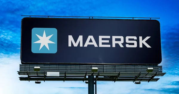 Poznan Pol Jul 2022 Advertisement Billboard Displaying Logo Maersk Danish — ストック写真
