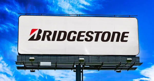 Poznan Pol Jul 2022 Advertisement Billboard Displaying Logo Bridgestone Japanese — Foto de Stock