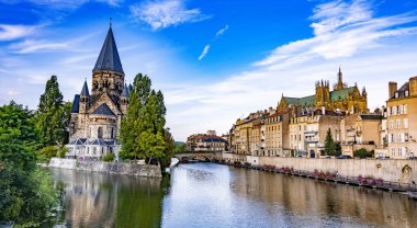 METZ, FRANCE - AUG 5, 2022: The architecture of Metz with the Cathedral of Saint Stephen, France