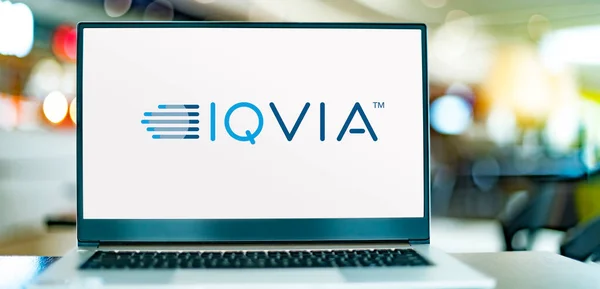 Poznan Pol Aug 2022 Laptop Computer Displaying Logo Iqvia American — 스톡 사진