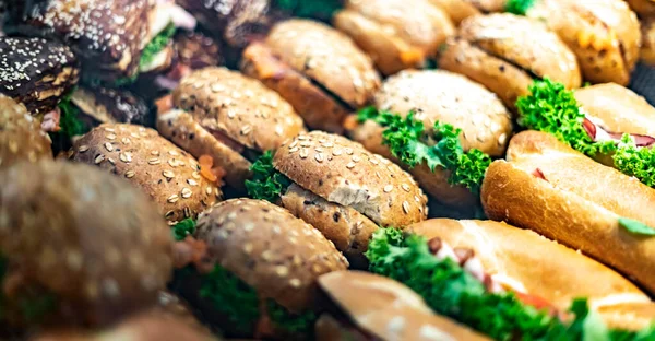Sandwiches Recién Preparados Vendidos Restaurante Comida Rápida — Foto de Stock