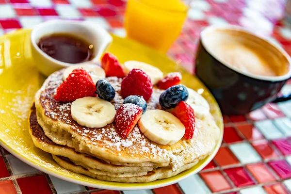 Belgian Pancakes Served Fruits Maple Syrup — Stock Photo, Image