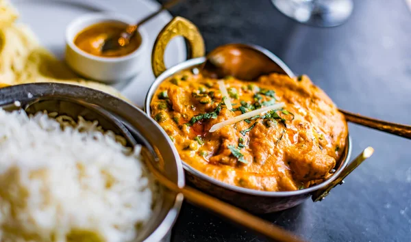 Poulet Curry Servi Dans Restaurant Indien — Photo
