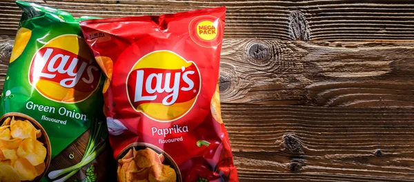 Poznan Pol Agosto 2022 Pacotes Batatas Fritas Lay Marca Americana — Fotografia de Stock